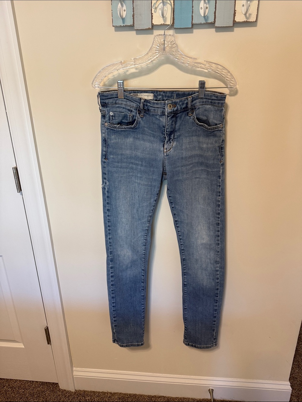 Anthropologie Pilcro Women’s Straight Leg Jeans Light Blue Wash / Size 27